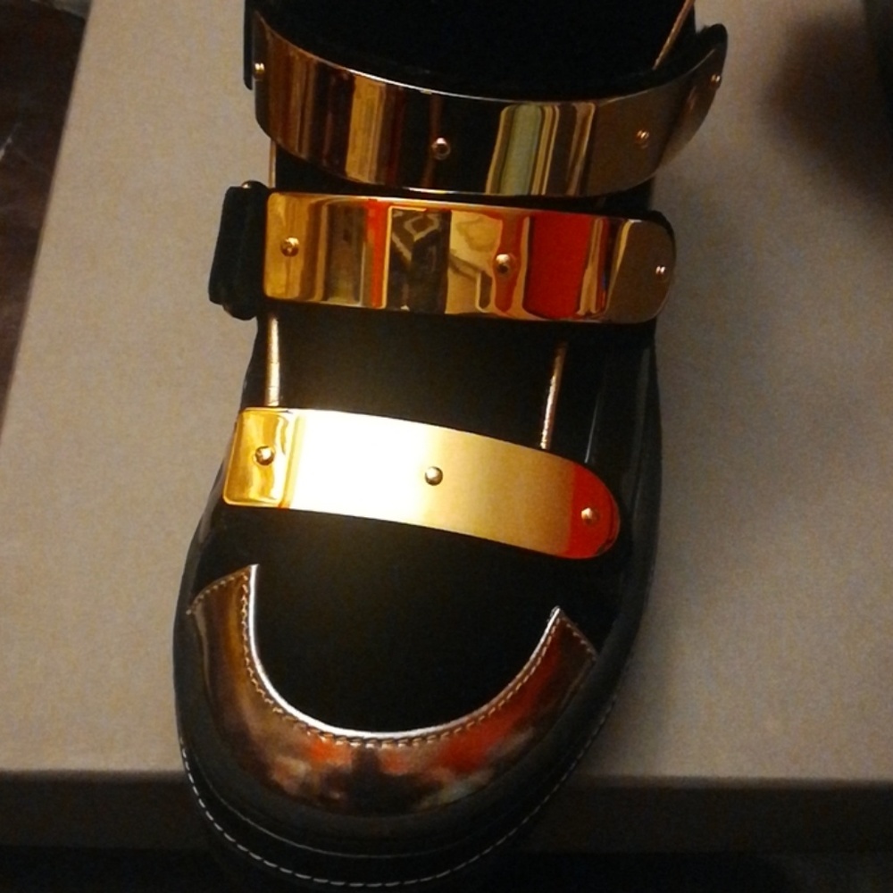 Rare Guiseppe Zanotti high top sneakers.
